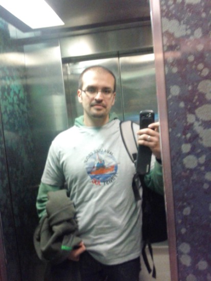 Je pars vers le centre de conférences, avec mon t-shirt FinistJUG
